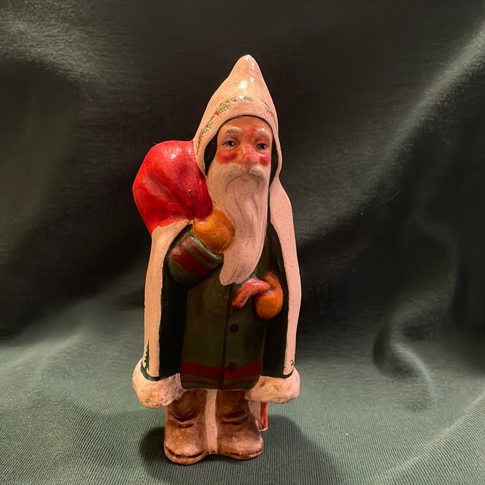 Vaillancourt Scherenchritte Father Christmas